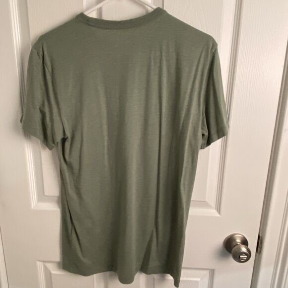 Vineyard Vines Shirt Mens Size Small Tarpon Scenic Dunes Tee Surplus Green Fish - Picture 5 of 7